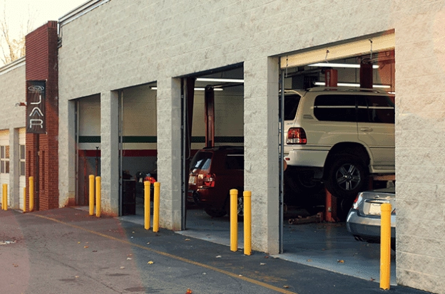 Outside view of Auto Shop Garage